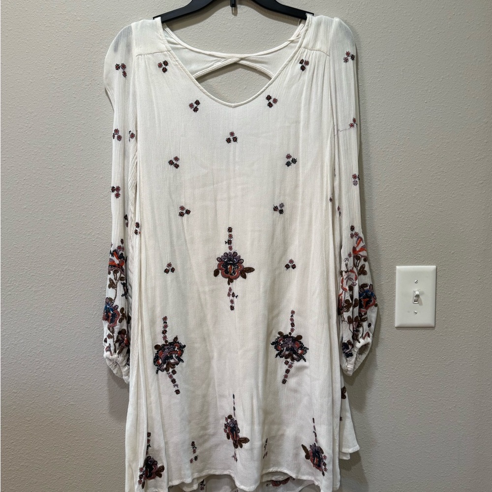 Free People - Boho Embroidered Ivory Tunic Dress with Floral Accents